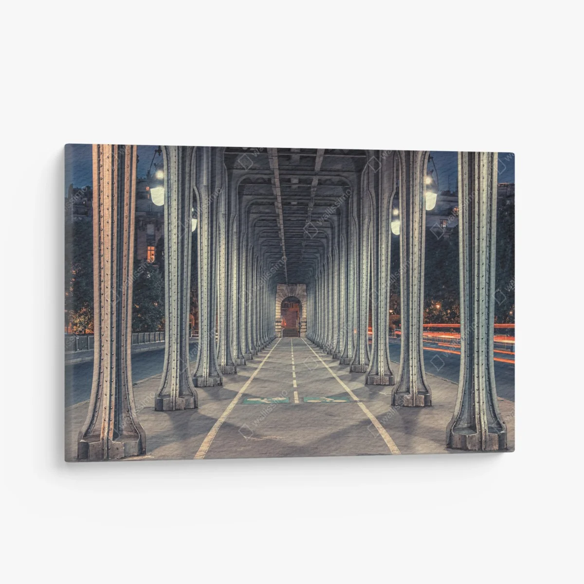 Tableau sur toile allée métallique symétrique au crépuscule – Wallnifity® Tableau sur toile allée métallique symétrique au crépuscule – Wallnifity®
