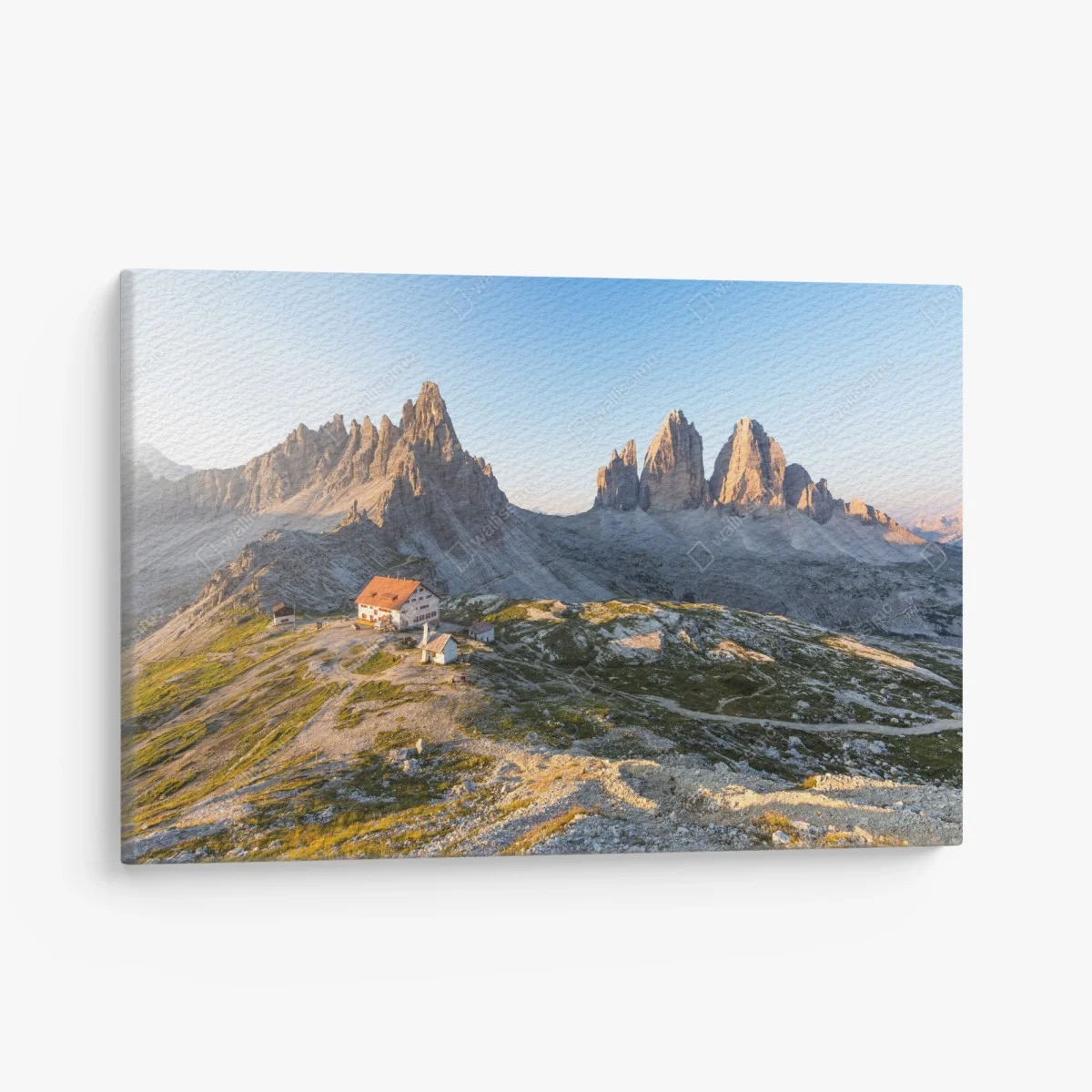 Tableau sur toile paysage alpin au coucher du soleil près de Tre Cime di Lavaredo – Wallnifity® Tableau sur toile paysage alpin au coucher du soleil près de Tre Cime di Lavaredo – Wallnifity®