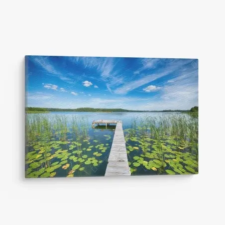 Tableau sur toile ponton tranquille sur le lac en Masurie – Wallnifity®