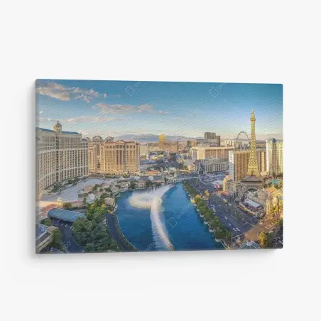 Tableau sur toile vue panoramique du strip de Las Vegas au coucher du soleil – Wallnifity®