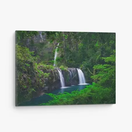Tableau sur toile cascade émeraude au cœur de la forêt – Wallnifity®