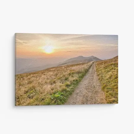 Tableau sur toile sentier au coucher de soleil dans les Bieszczady – Wallnifity®