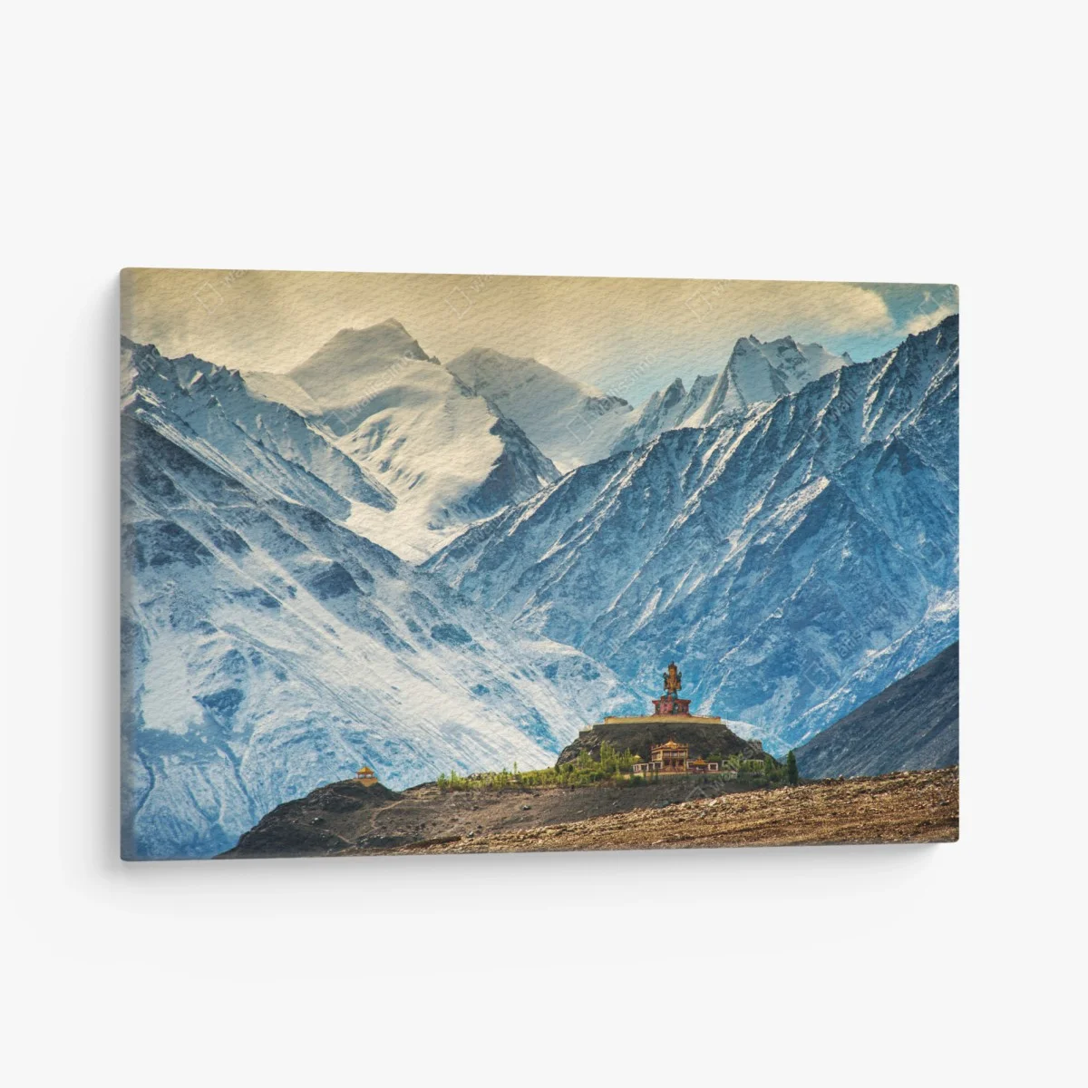 Tableau sur toile temple solitaire au pied des montagnes enneigées – Wallnifity® Tableau sur toile temple solitaire au pied des montagnes enneigées – Wallnifity®