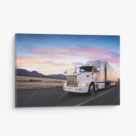 Tableau sur toile camion blanc au crépuscule sur l'autoroute – Wallnifity®