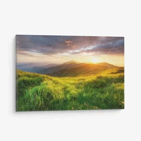Tableau sur toile aube dorée dans la vallée montagneuse – Wallnifity®