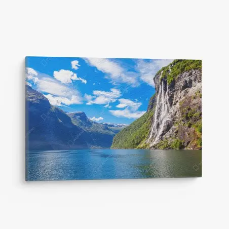 Tableau sur toile cascade des sept sœurs à Geiranger – Wallnifity®