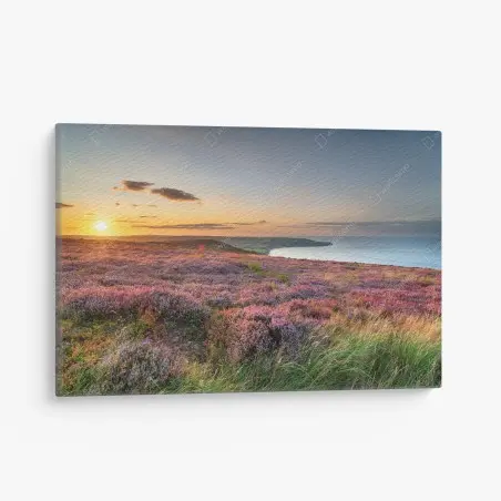 Tableau sur toile coucher de soleil sur la bruyère des North York Moors, vue sur Robin Hood's Bay – Wallnifity®