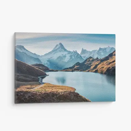 Tableau sur toile panorama alpin du lac Bachalpsee au lever du soleil – Wallnifity®