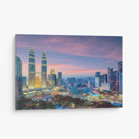 Tableau sur toile panorama au crépuscule de Kuala Lumpur et des tours Petronas – Wallnifity®