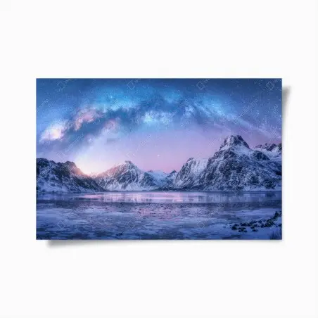Poster arc de la voie lactée au-dessus des montagnes enneigées – Wallnifity®