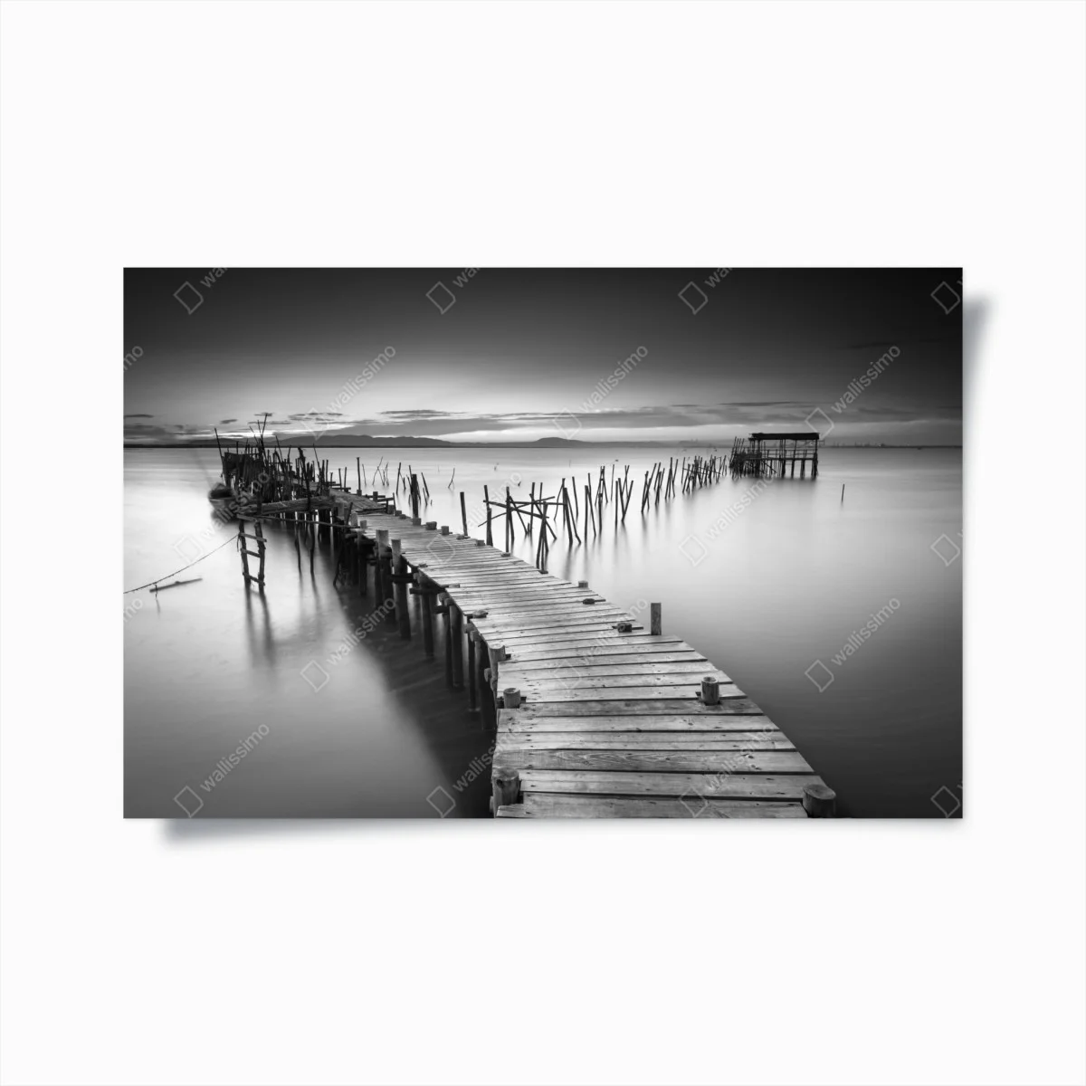 Poster jetée solitaire en noir et blanc – Wallnifity® Poster jetée solitaire en noir et blanc – Wallnifity®