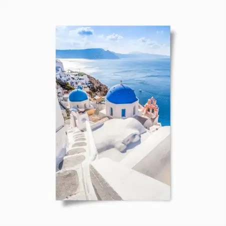 Poster paysage côtier de Santorin aux dômes bleus – Wallnifity®