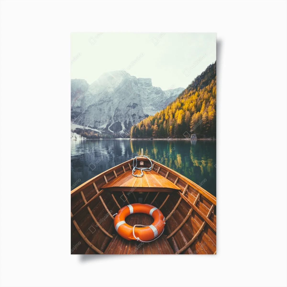 Poster matin doré au Lago di Braies – Wallnifity® Poster matin doré au Lago di Braies – Wallnifity®