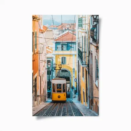 Poster vue colorée de l'Elevador da Bica, Lisbonne – Wallnifity®
