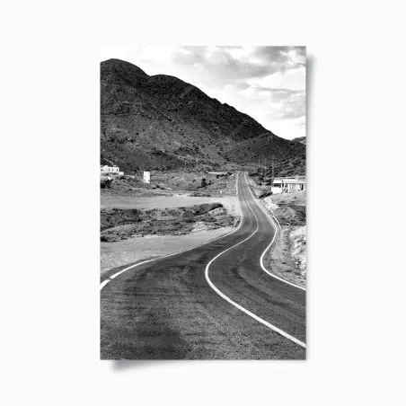 Poster route sinueuse vers les montagnes – Wallnifity®