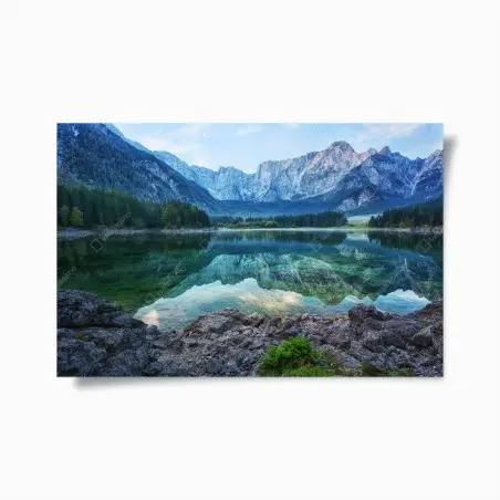 Poster aube tranquille au lac Fusine, Alpes Juliennes – Wallnifity®