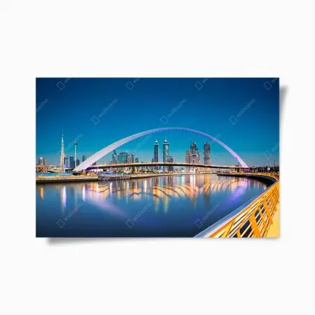 Poster crépuscule sur le pont de tolérance à Dubaï – Wallnifity®