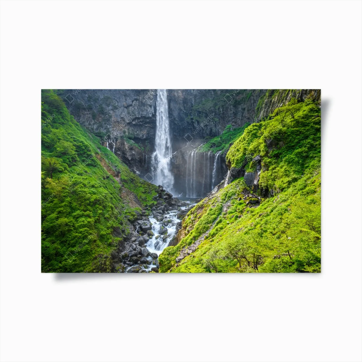 Poster cascade majestueuse de Kegon à Nikko – Wallnifity® Poster cascade majestueuse de Kegon à Nikko – Wallnifity®