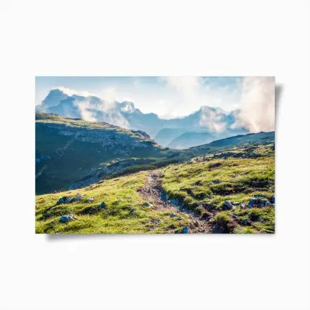 Poster sentier brumeux dans les Dolomites, Monte Piana et Tre Cime di Lavaredo – Wallnifity®