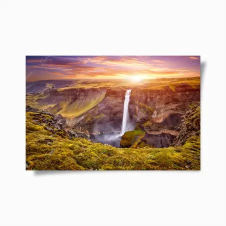 Poster cascade majestueuse de Haifoss en Islande au coucher de soleil – Wallnifity®