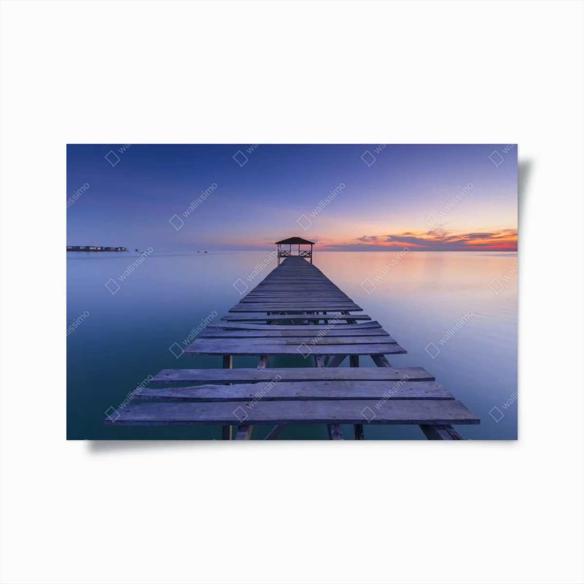 Poster ponton en bois au crépuscule sur mer calme – Wallnifity® Poster ponton en bois au crépuscule sur mer calme – Wallnifity®