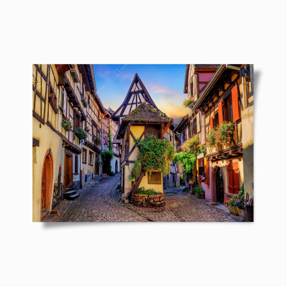 Poster rue pittoresque d'Eguisheim au coucher du soleil – Wallnifity® Poster rue pittoresque d'Eguisheim au coucher du soleil – Wallnifity®