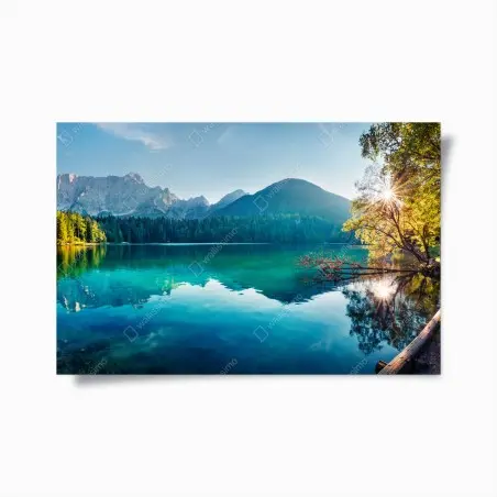 Poster vue paisible du lac de Fusine dans les Alpes Juliennes – Wallnifity®