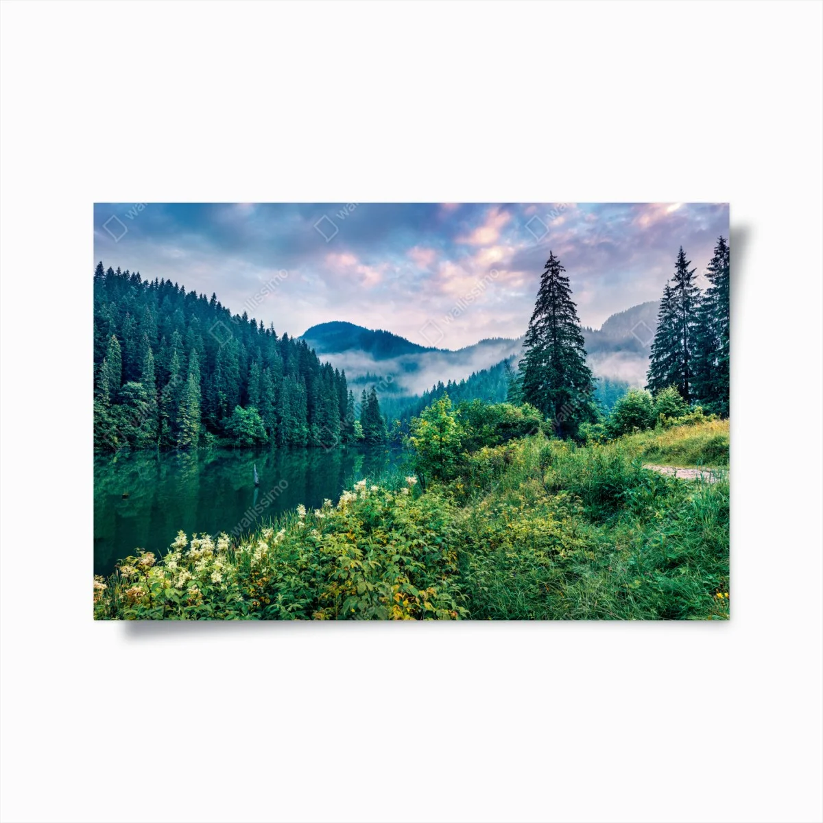 Poster aube brumeuse sur le lac Lacu Roșu – Wallnifity® Poster aube brumeuse sur le lac Lacu Roșu – Wallnifity®