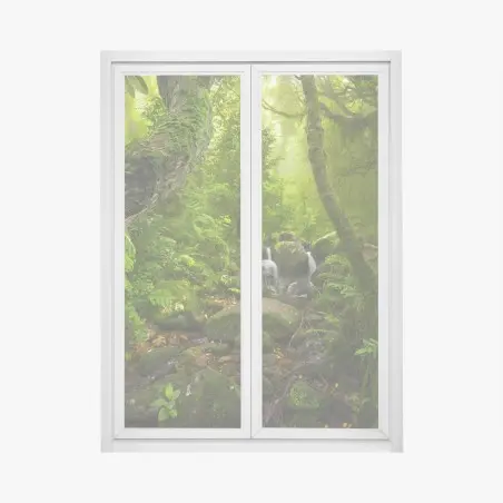 Sticker pour vitres et fenêtres forêt brumeuse et ruisseau enchanteur – Wallnifity®