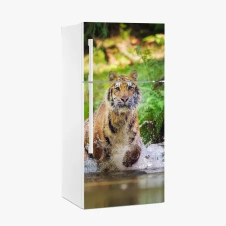 Sticker pour réfrigérateur tigre en pleine course dans la rivière – Wallnifity®