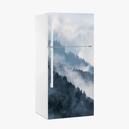 Sticker pour réfrigérateur brume mystérieuse sur les crêtes forestières – Wallnifity®