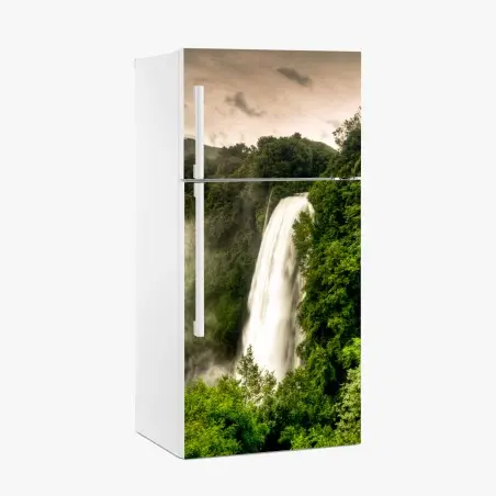 Sticker pour réfrigérateur cascade majestueuse des Cascate delle Marmore, Ombrie – Wallnifity®