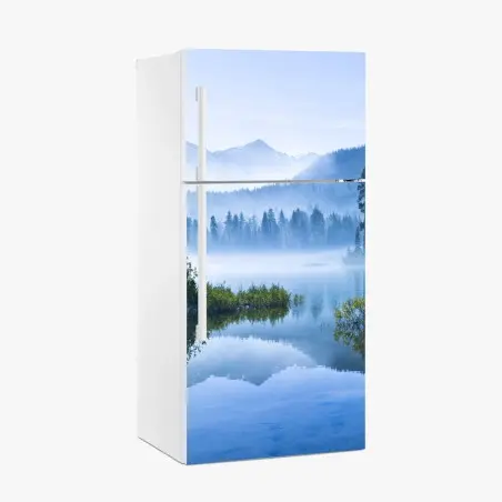 Sticker pour réfrigérateur matin brumeux au lac alpin – Wallnifity®
