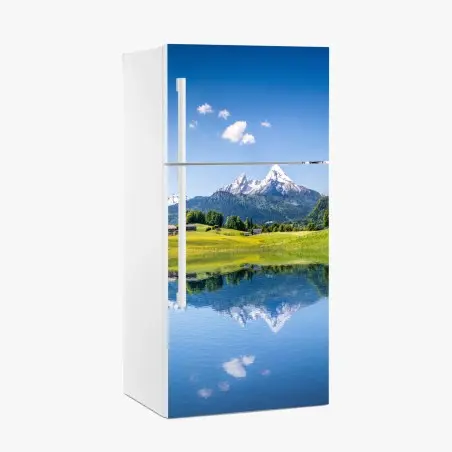 Sticker pour réfrigérateur reflet alpin sur un lac tranquille – Wallnifity®