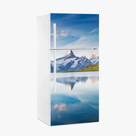 Sticker pour réfrigérateur reflet alpin à Bachalpsee – Wallnifity®