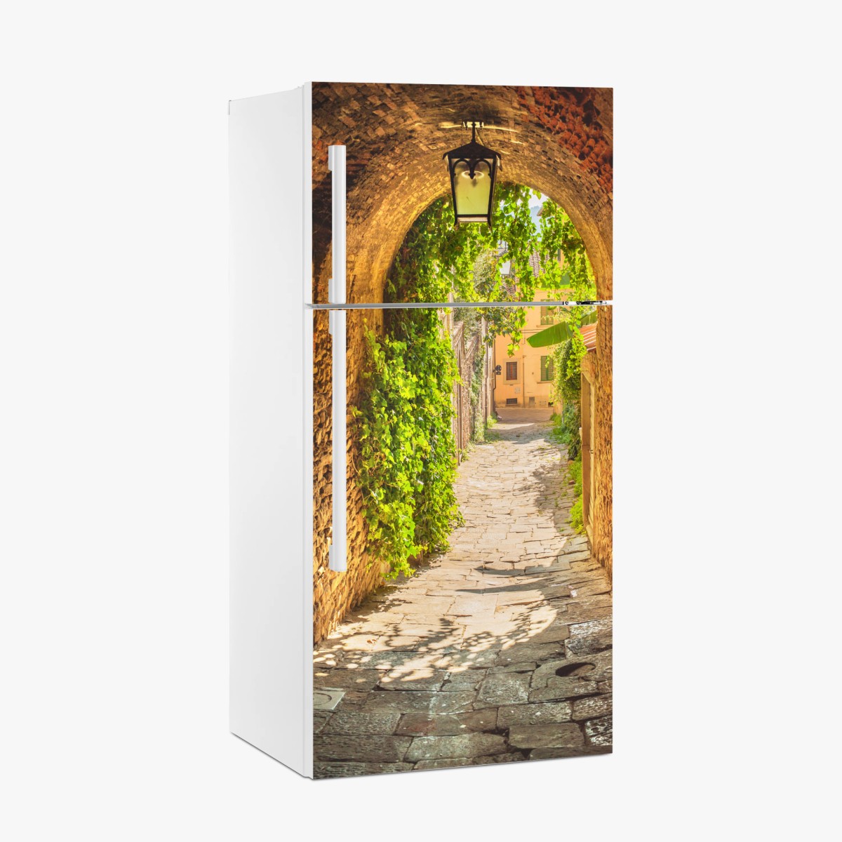 Sticker pour réfrigérateur ruelle médiévale verdoyante en Toscane – Wallnifity®