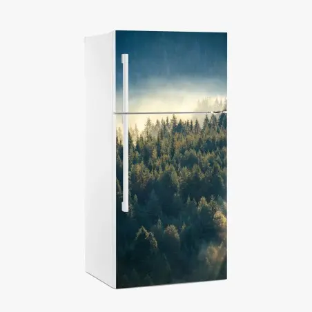 Sticker pour réfrigérateur brume matinale sur la pinède montagneuse – Wallnifity®