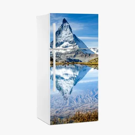 Sticker pour réfrigérateur reflet du Cervin dans un lac alpin – Wallnifity®
