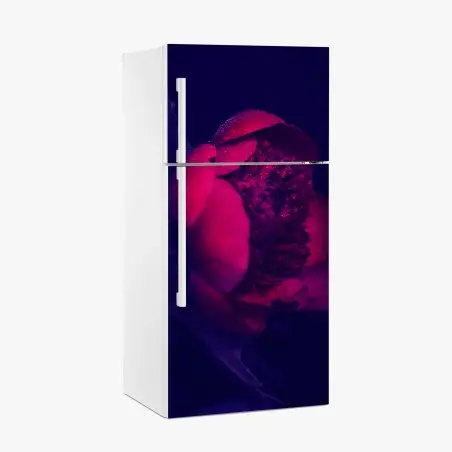 Sticker pour réfrigérateur pivoine fuchsia en gros plan sur fond sombre – Wallnifity®