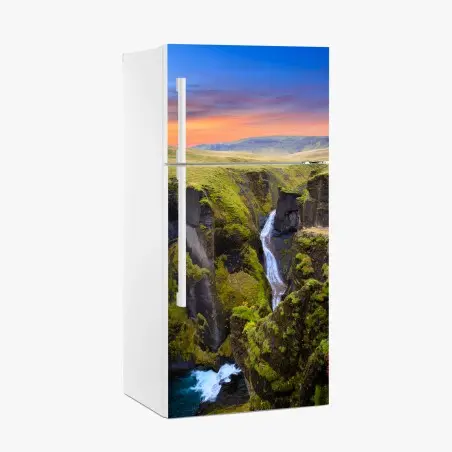 Sticker pour réfrigérateur paysage de Fjadrargljufur au coucher de soleil en Islande – Wallnifity®