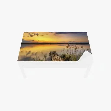 Sticker pour table et bureau coucher de soleil doré sur le lac – Wallnifity®