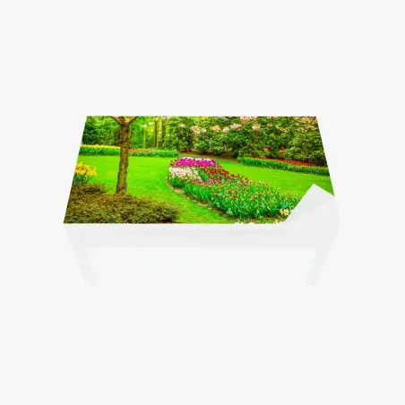 Sticker pour table et bureau jardin printanier aux tulipes et cerisiers en fleurs – Wallnifity®