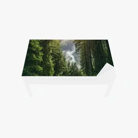 Sticker pour table et bureau cascade de Krimml dans la forêt alpine – Wallnifity®