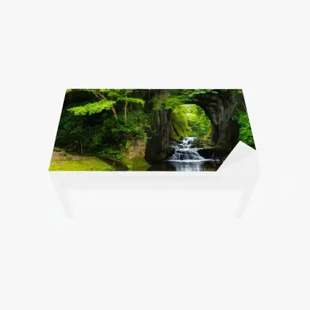 Sticker pour table et bureau cascade sous une arche naturelle en forêt – Wallnifity®