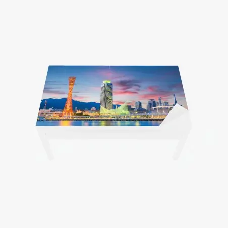 Sticker pour table et bureau Kobe au crépuscule : panorama du port illuminé – Wallnifity®
