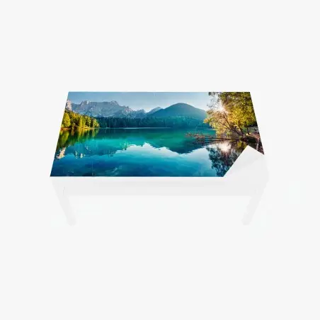 Sticker pour table et bureau vue paisible du lac de Fusine dans les Alpes Juliennes – Wallnifity®