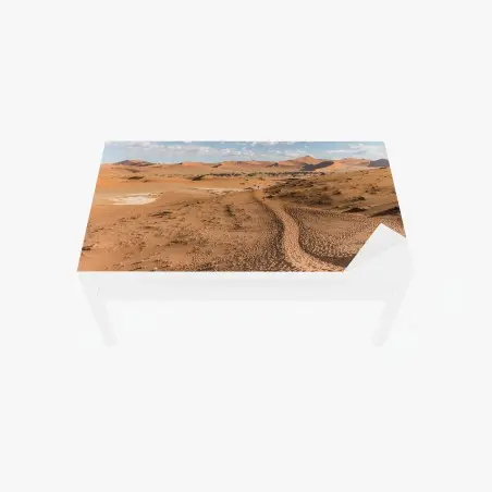 Sticker pour table et bureau horizon de dunes dorées et ciel ouvert – Wallnifity®