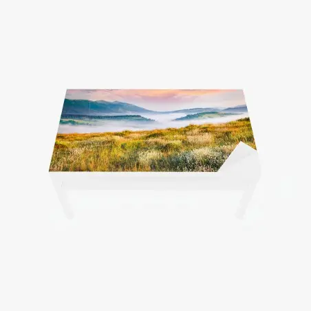Sticker pour table et bureau aube brumeuse dans les Carpates – Wallnifity®