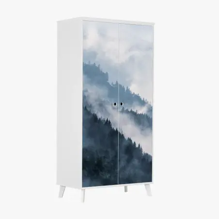 Sticker pour armoire brume mystérieuse sur les crêtes forestières – Wallnifity®