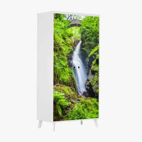 Sticker pour armoire cascade secrète sous le pont en pierre – Wallnifity®